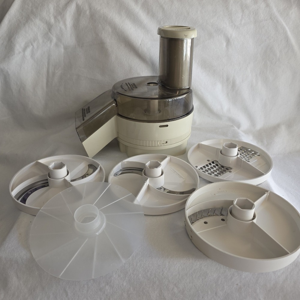 Oster Regency Kitchen Center Food Processor Slicer Shredder Attachment 4 Blades